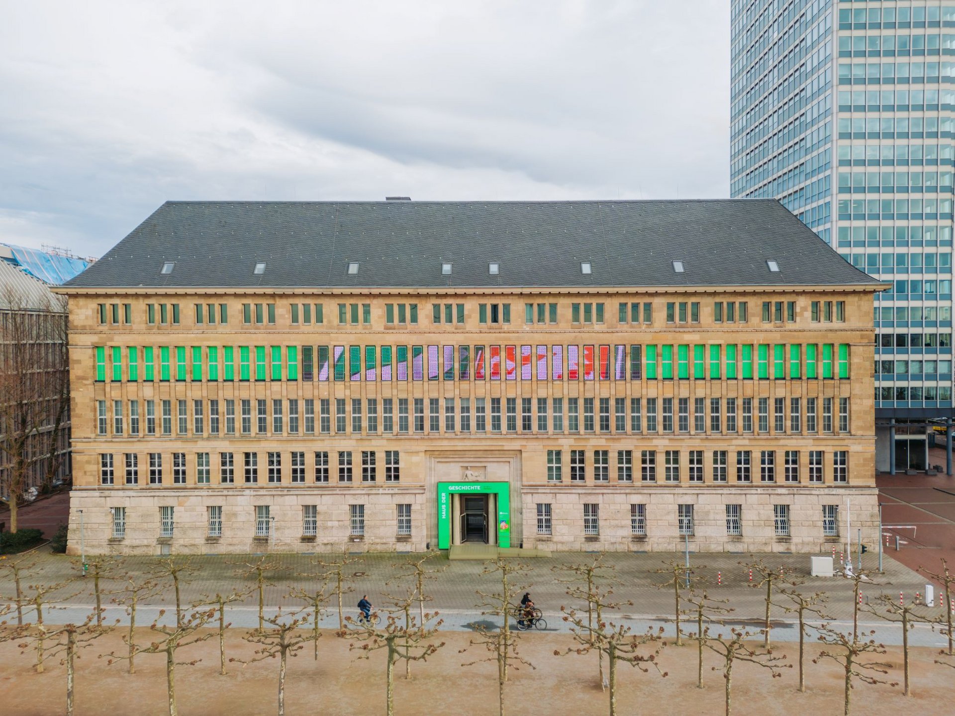 Der Behrensbau am Mannesmannufer in Düsseldorf: Hier entsteht das Haus der Geschichte Nordrhein-Westfalen.
